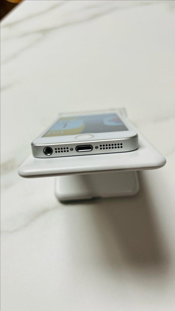 아이폰 se 실버 64기가 카메라무음 배터리액정신품 #234 이미지