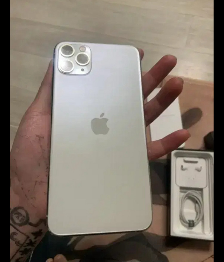 아이폰11 프로맥스 64g 풀박 이미지
