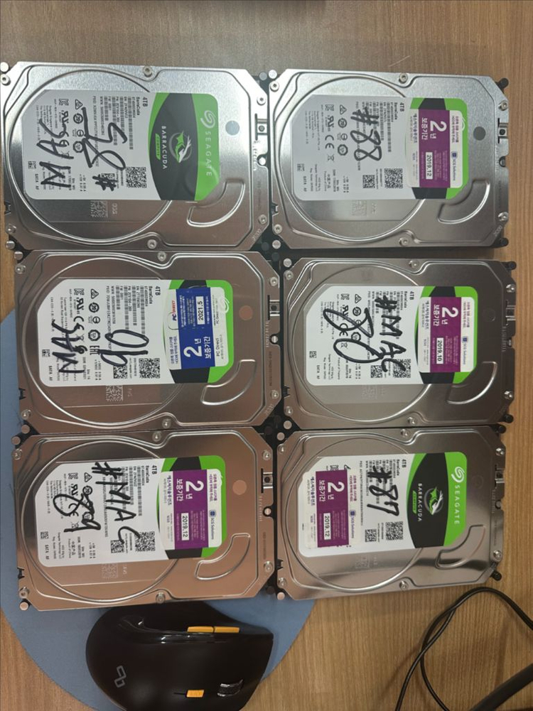 4TB 하드디스크 개당 가격 총 10개있습니다 이미지