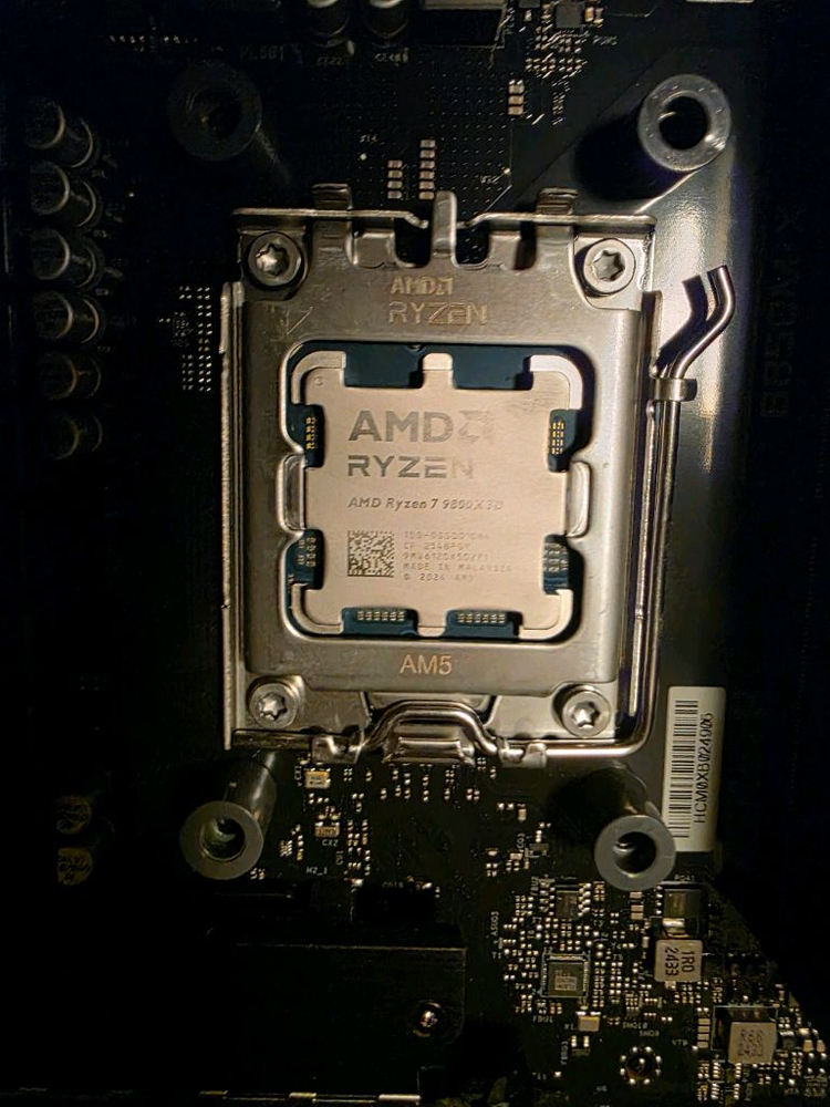 9800x3d 32g 2t 클카제외반본체 이미지