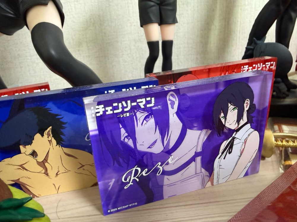 체인소맨 레제 피규어 3종 세트 판매합니다! 이미지