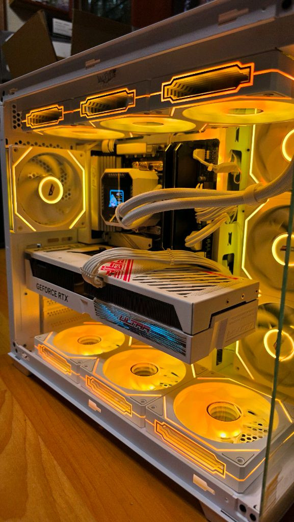 라이젠9 7950x3d rtx4070ti super 램64g 컴퓨터 본체 이미지