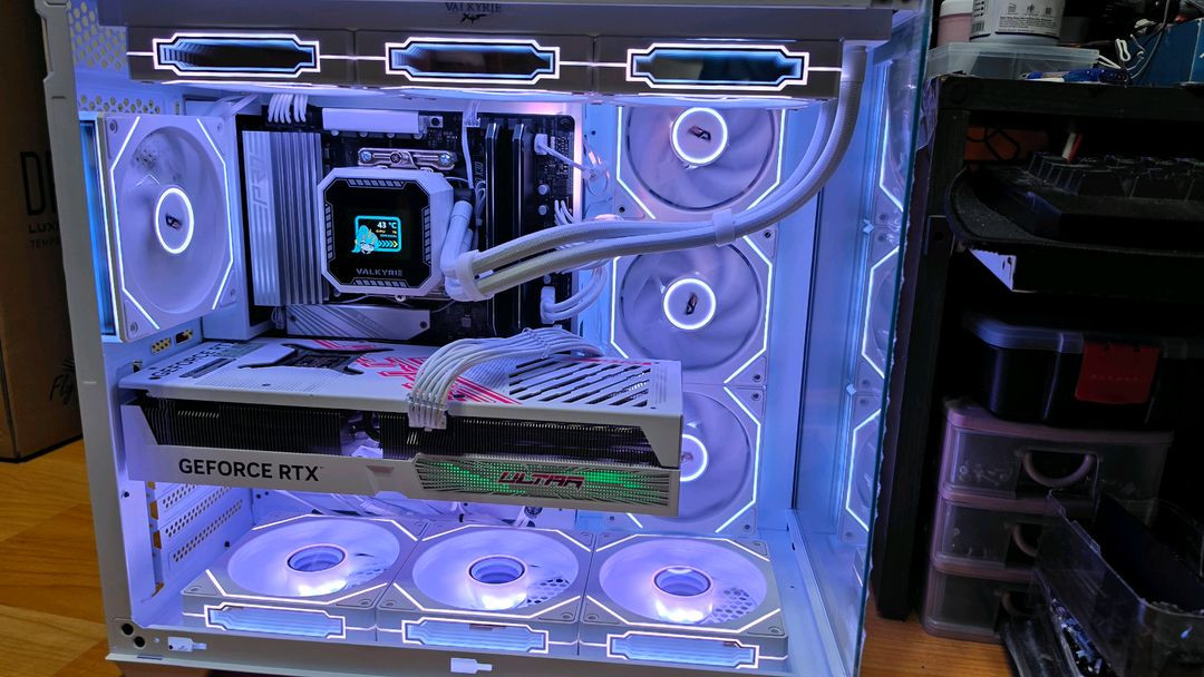 라이젠9 7950x3d rtx4070ti super 램64g 컴퓨터 본체 이미지