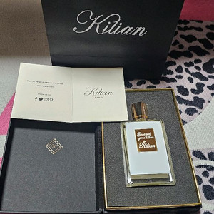 킬리안 굿걸 곤 배드 오드퍼퓸 향수 50ml 미개봉 새상품 쇼핑백 이미지