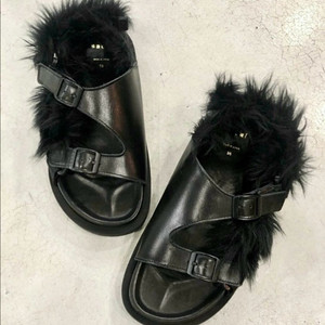Sacai 사카이 벨크로 퍼슬리퍼 샌들 36사이즈. 이미지