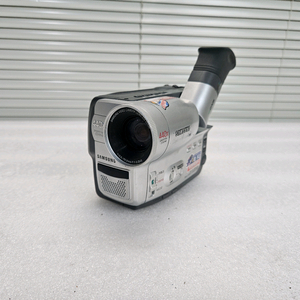 삼성 아날로그 캠코더(브라운관 TV 연결가능) 이미지
