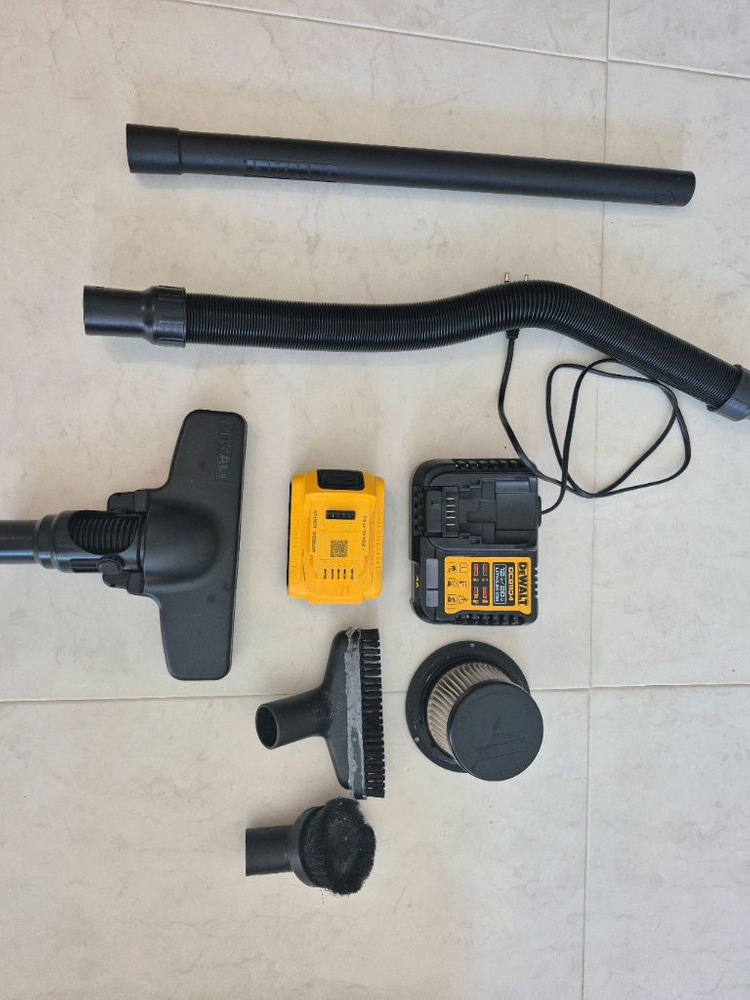 디월트 DCV501LN 20V MAX 핸디 무선청소기 이미지