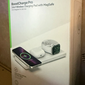 벨킨 3in1 맥세이프 충전기 (박스 풀 거의 새제품) 이미지