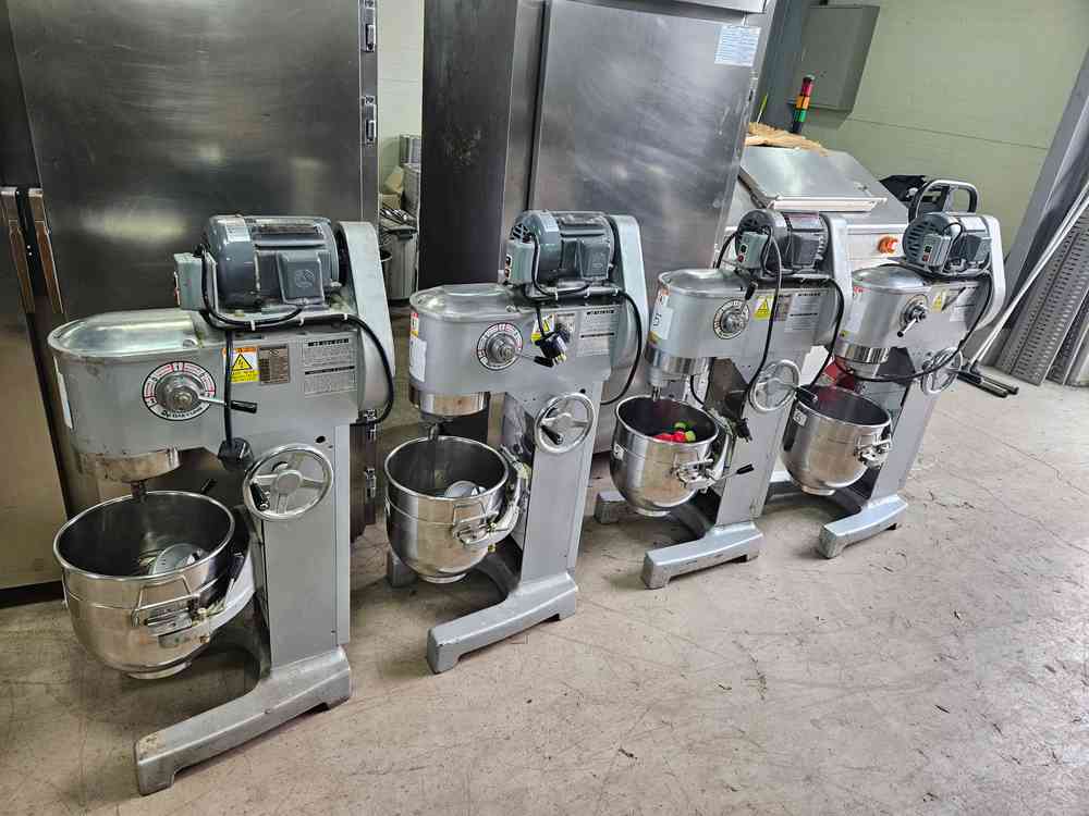 대영제과제빵 업소용 중고 반죽기 20L대영제과제빵 업소용 중고 반죽기 20L 이미지