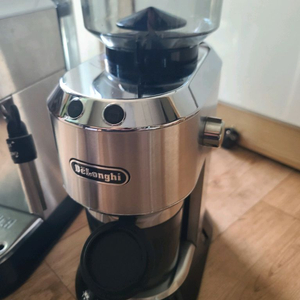 드롱기 커피머신 에스프레소 그라인더 팔아요 이미지