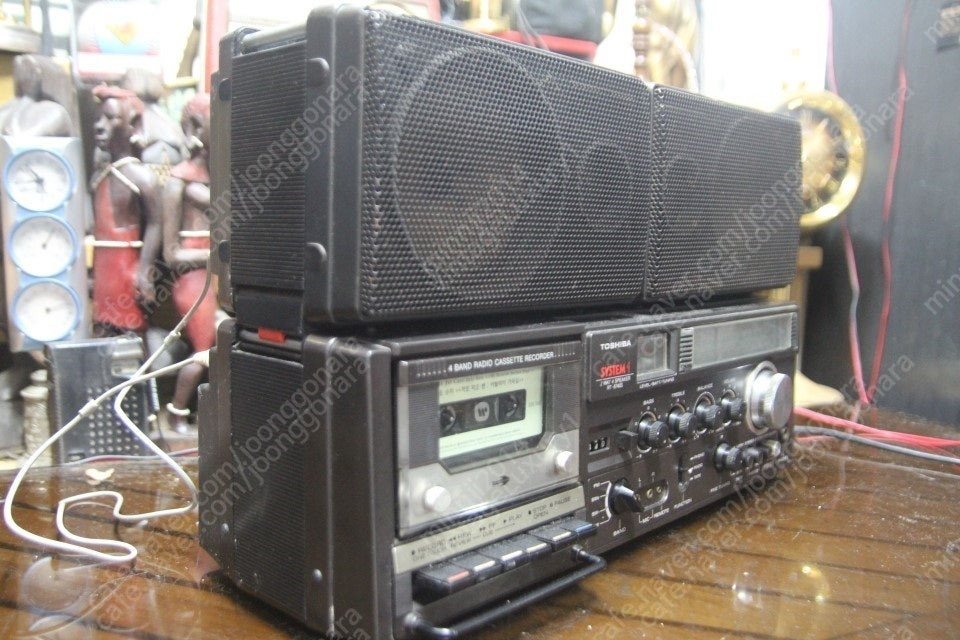 빈티지 도시바 접이식 붐박스 카세트라디오 RT-8740S 이미지