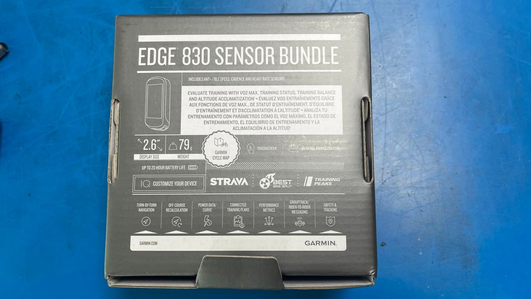 가민 엣지 Garmin Edge 830 속도계 + 심박센서 + 케이던스 센서 번들 이미지