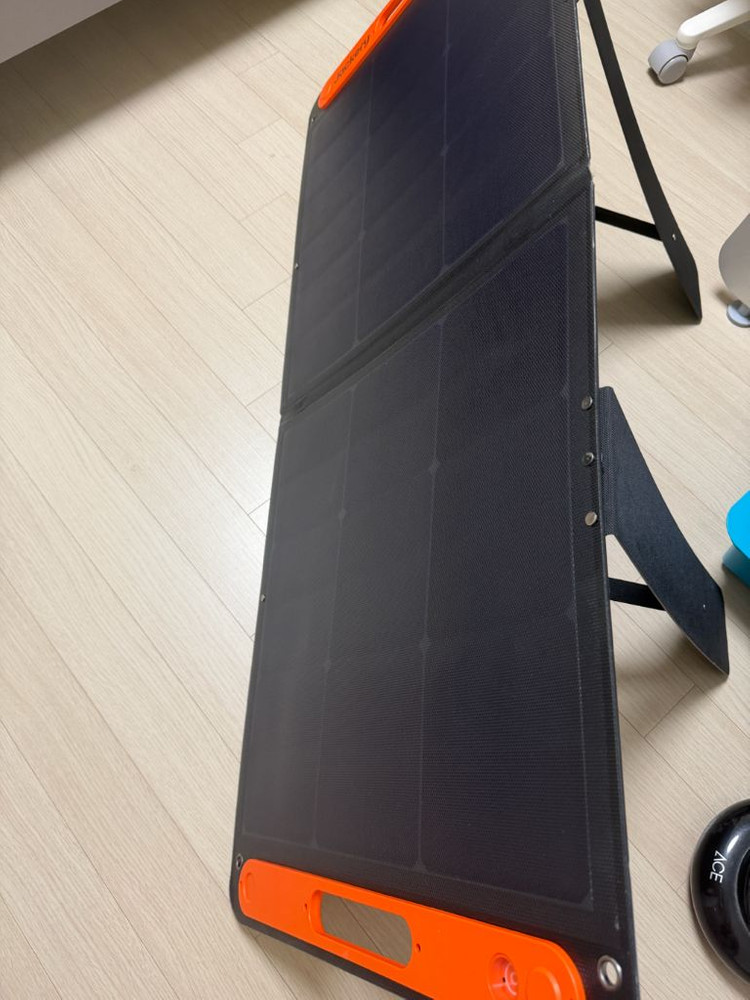 잭커리 태양광패널 100W 이미지