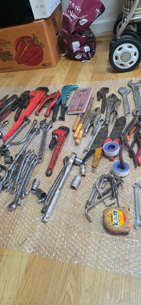 각종 수공구 작업공구 일괄 이미지