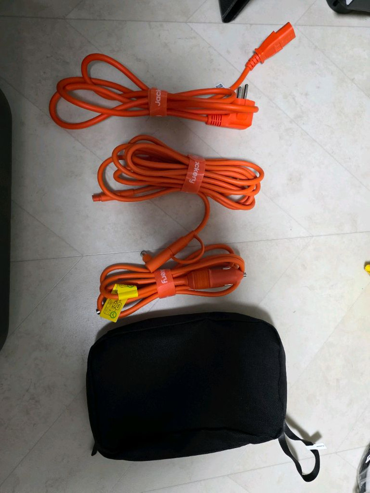 잭커리 파워뱅크 1000플러스 태양광패널 이미지