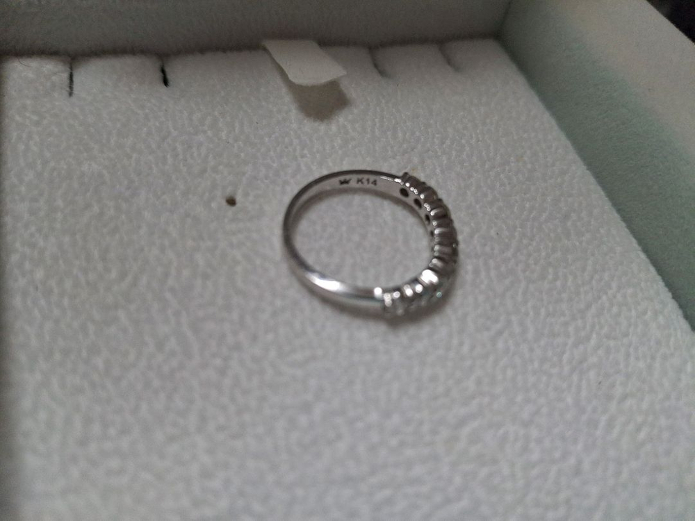 제이에스티나 14k반지 팝니다. 이미지