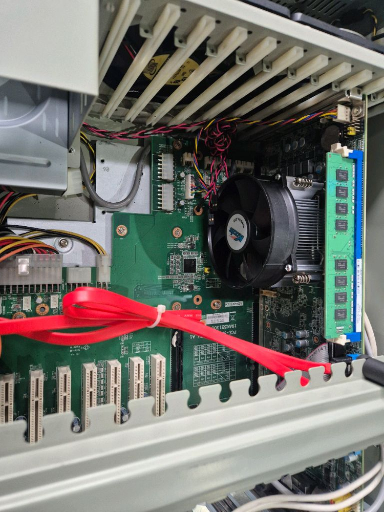 어드밴텍 산업용pc 6세대 판매합니다 이미지