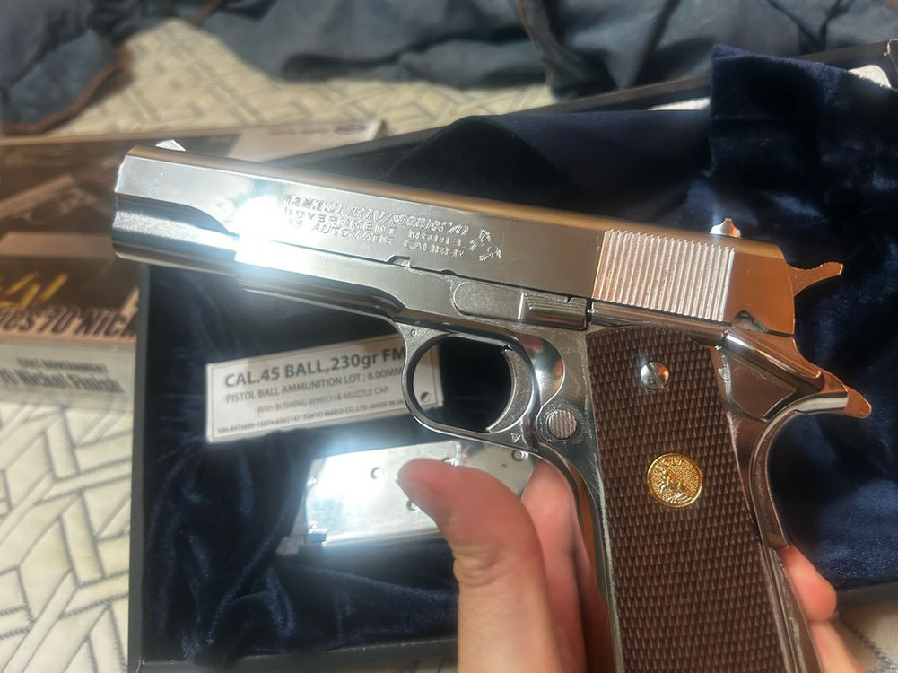 도쿄 마루이 m1911 70s 니켈 피니쉬먼트 이미지