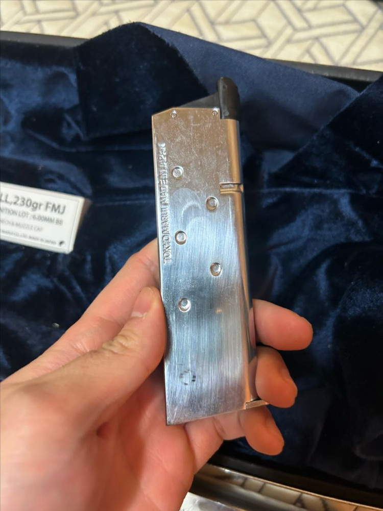 도쿄 마루이 m1911 70s 니켈 피니쉬먼트 이미지