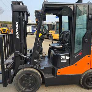 2.5톤 지게차 2단 두산 LPG가스지게차 중고지게차 차량상태좋음 이미지