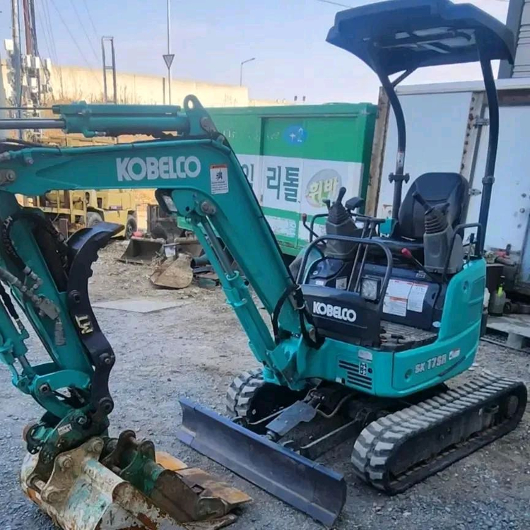 코벨코 SK17SR 미니 굴삭기코벨코 SK17SR 미니 굴삭기 집게장착 이미지
