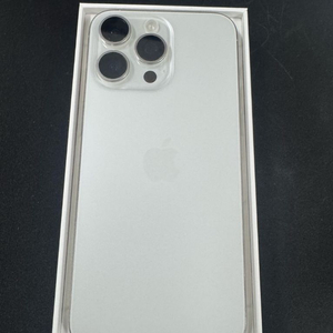 아이폰 15 프로맥스 화이트티타늄 256GB 이미지