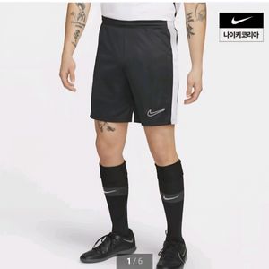 나이키 드라이 핏 반바지 아카데미 남성 축구 쇼츠 DV9743-010 사이즈 L새거는 아니지만 사용감 거의 없어요^ 이미지