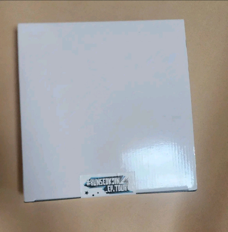 [미개봉] 런석진 콘서트 역조공 굿즈 풀세트 (우비,포카,수건) 김석진 방탄진 진 이미지