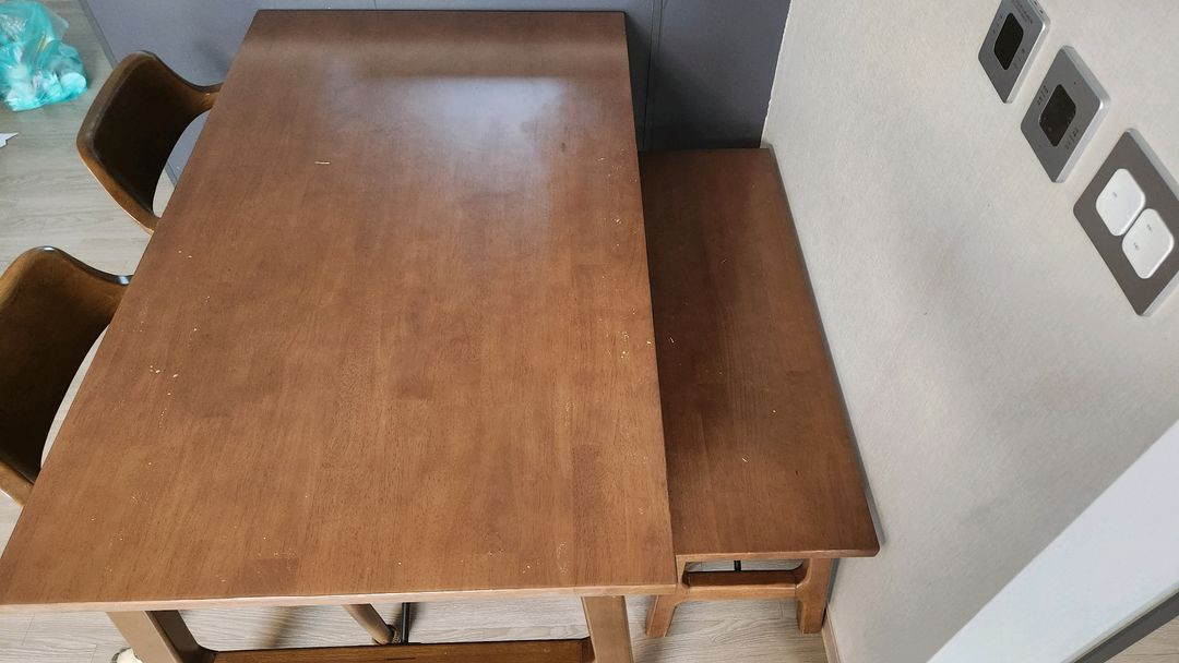 다우닝 4인용 식탁 의자 세트 이미지