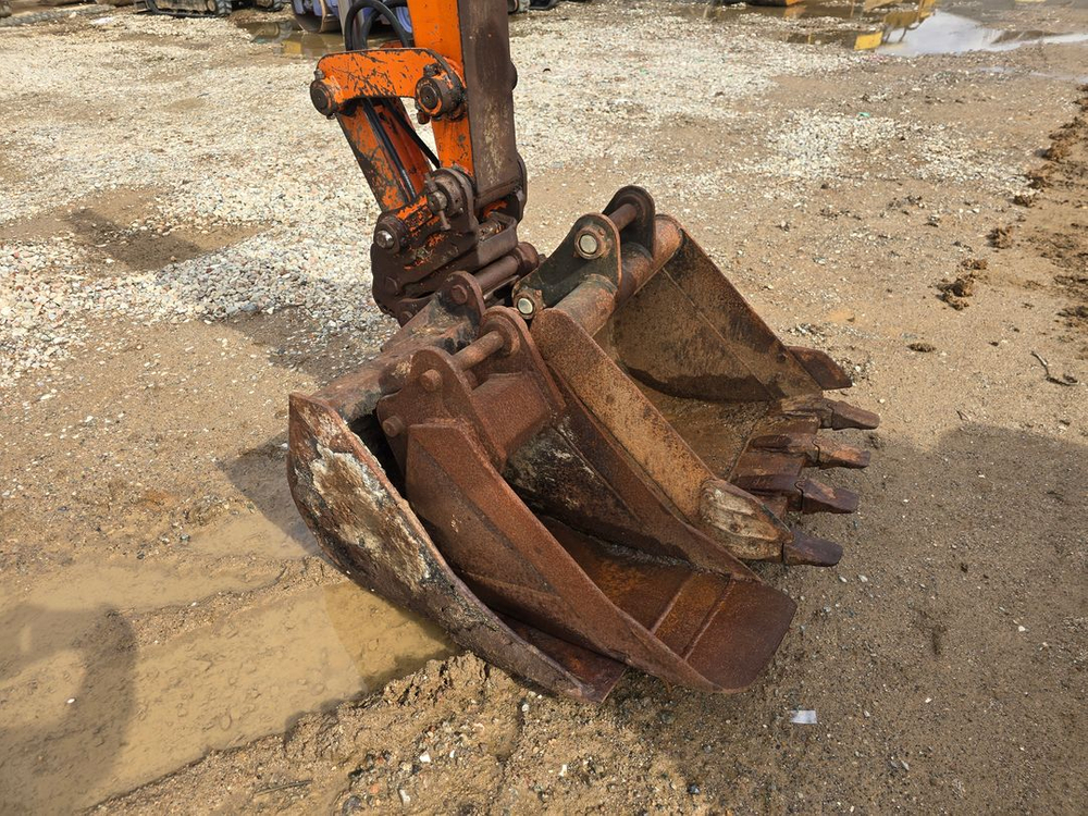 두산 미니굴삭기 DX30Z 캐빈 저가동 장비~!! 이미지