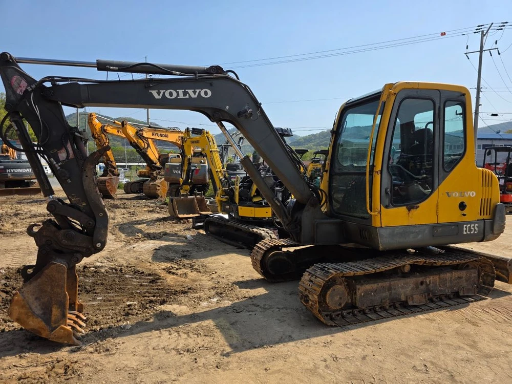 볼보 02 굴삭기 EC55 00년식 집게 장착 장비~! 이미지