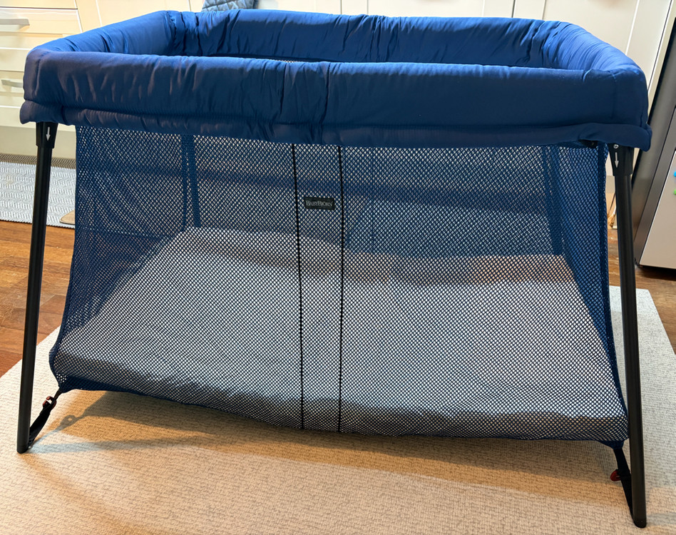 베이비뵨 트래블 크립 휴대용 유아침대 거의 새상품 이미지