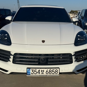포르쉐 카이엔 (PO536) 3.0 중고차 23년04월 51897km 완전무사고 레드시트 1억150만 이미지