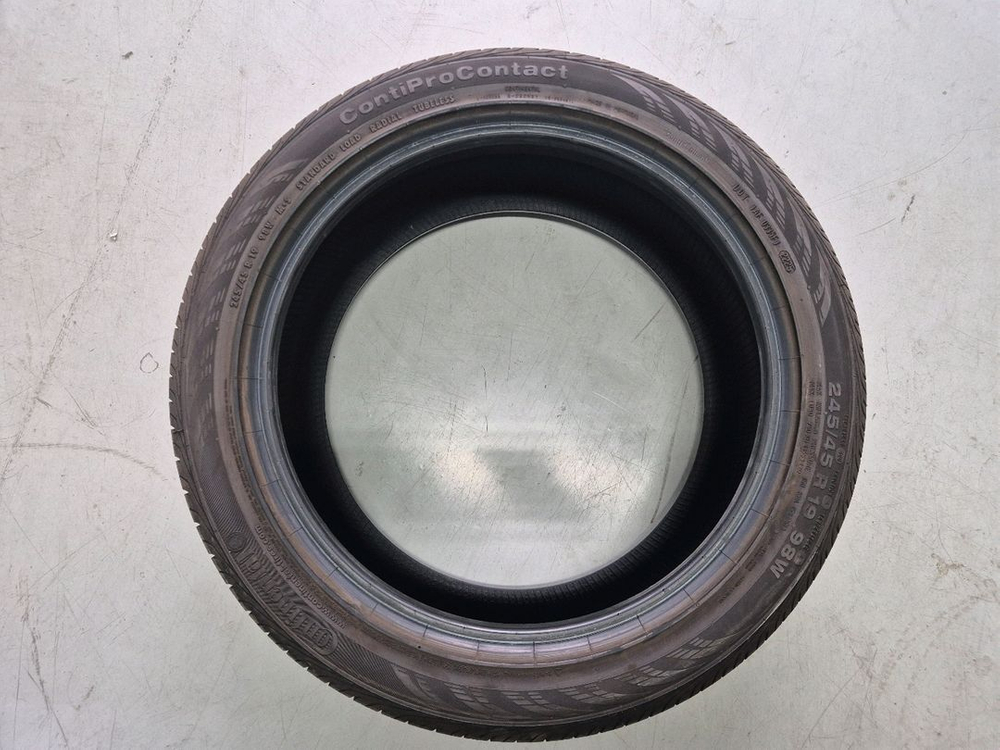 G80 컨티넨탈 245 45 19 스펀지 1본 팝니다 이미지