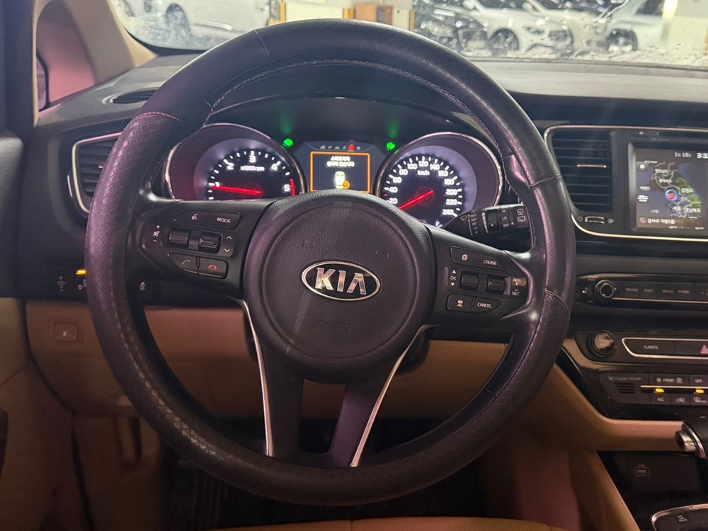 올 뉴 카니발 9인승 하이리무진 노블레스 중고차 17년06월 18년형 100918km 완전무사고 이미지