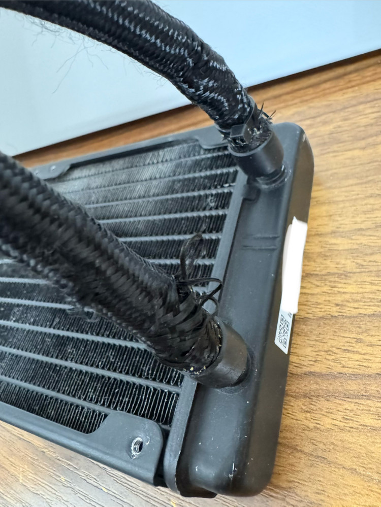 ASUS ROG STRIX LC II 240 ARGB 판매합니다. 이미지