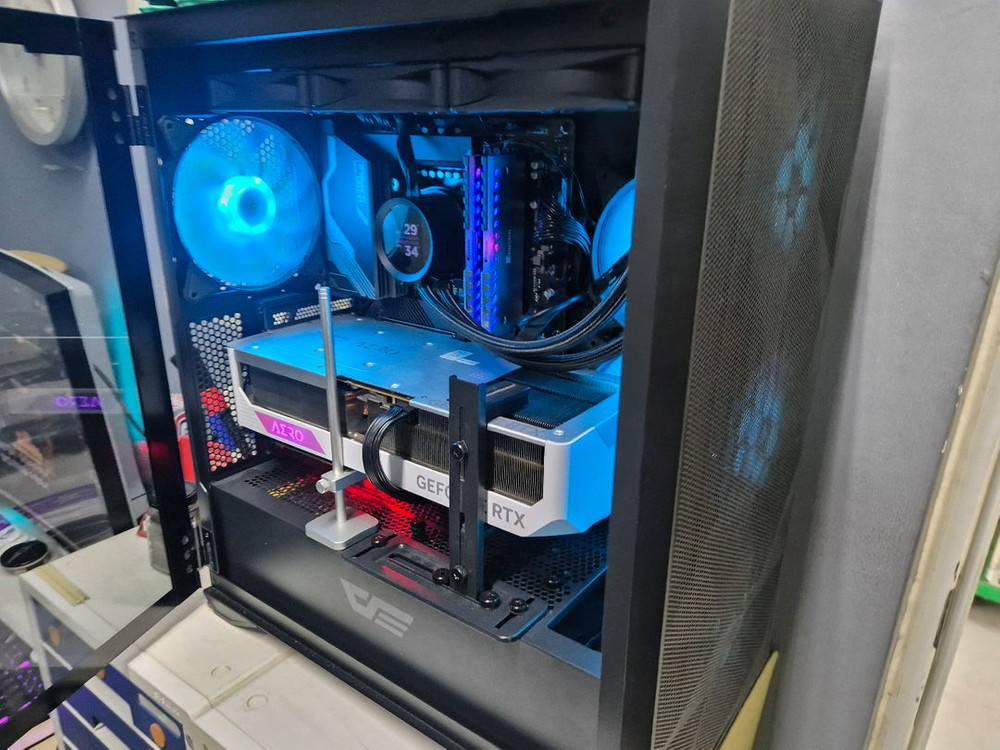 I7-14700K , RTX4080 본체 정리합니다 이미지