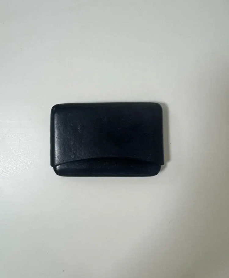 르메르 몰디드 카드지갑 이미지