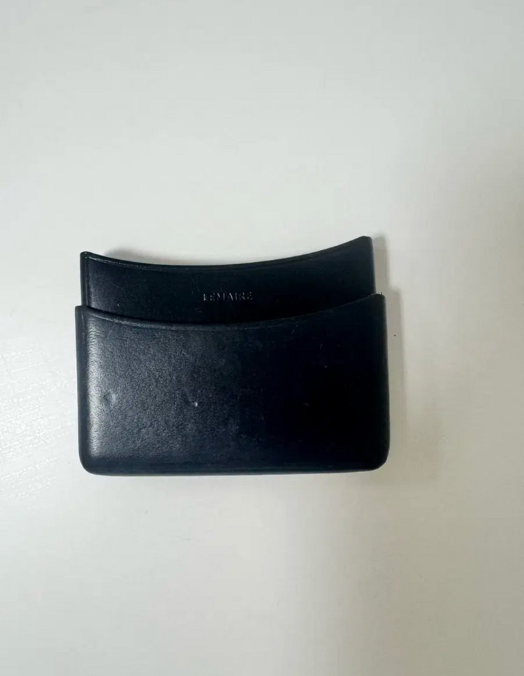 르메르 몰디드 카드지갑 이미지