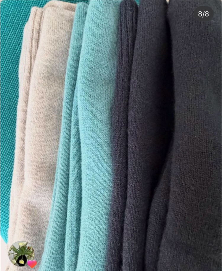 스와니에 캐시미어 니트 가디건 네이비, 쎄모먼 이미지