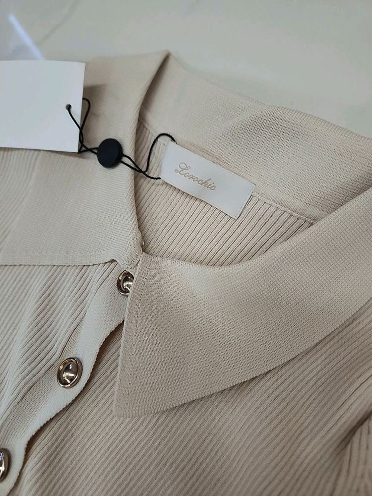 23만원짜리 백화점 브랜드 로로시크 언발란스 골드버튼 슬림핏 A라인 골지니트원피스 이미지