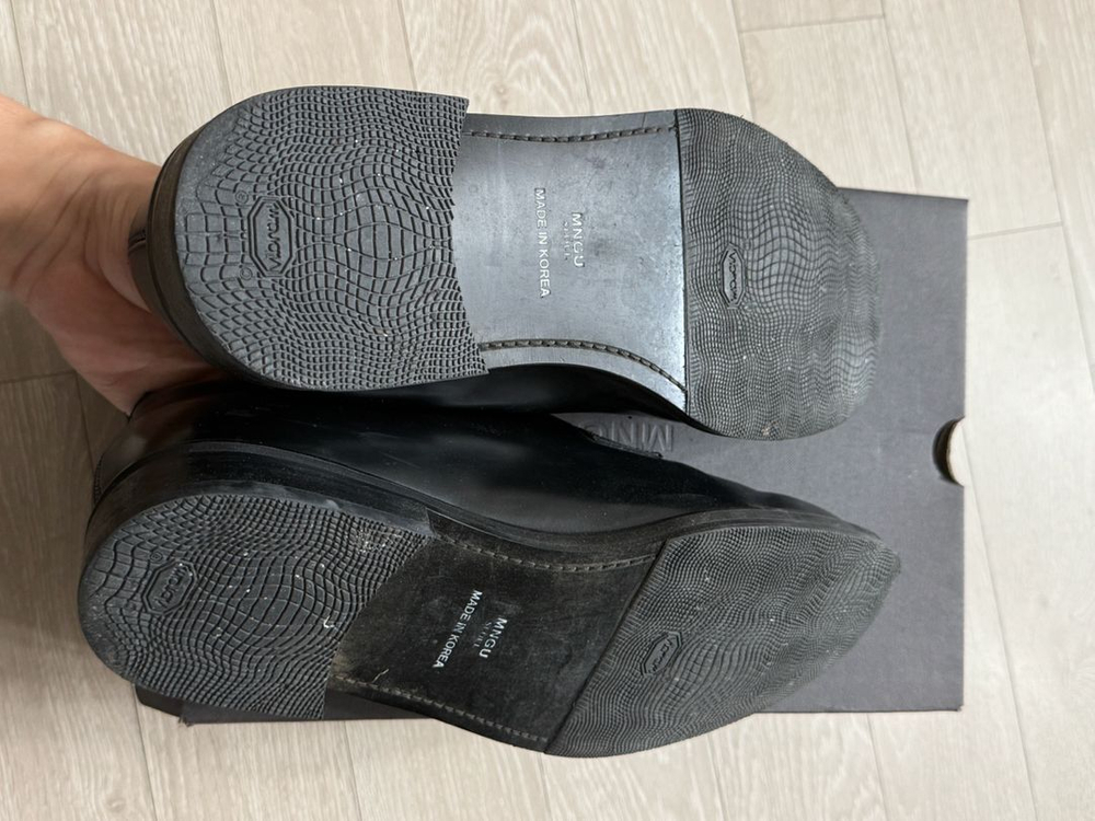 mngu 더비슈즈 280사이즈 판매합니다 이미지