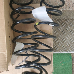 구형 프라이드 뒤 스프링 신품 좌우 판매 이미지