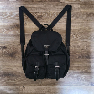 (마지막 가격)프라다 백팩 미듐 가방크로스백숄더백테수토호보백구찌루이비통디올셀린느샤넬생로랑에르메스아바백버킷백 이미지