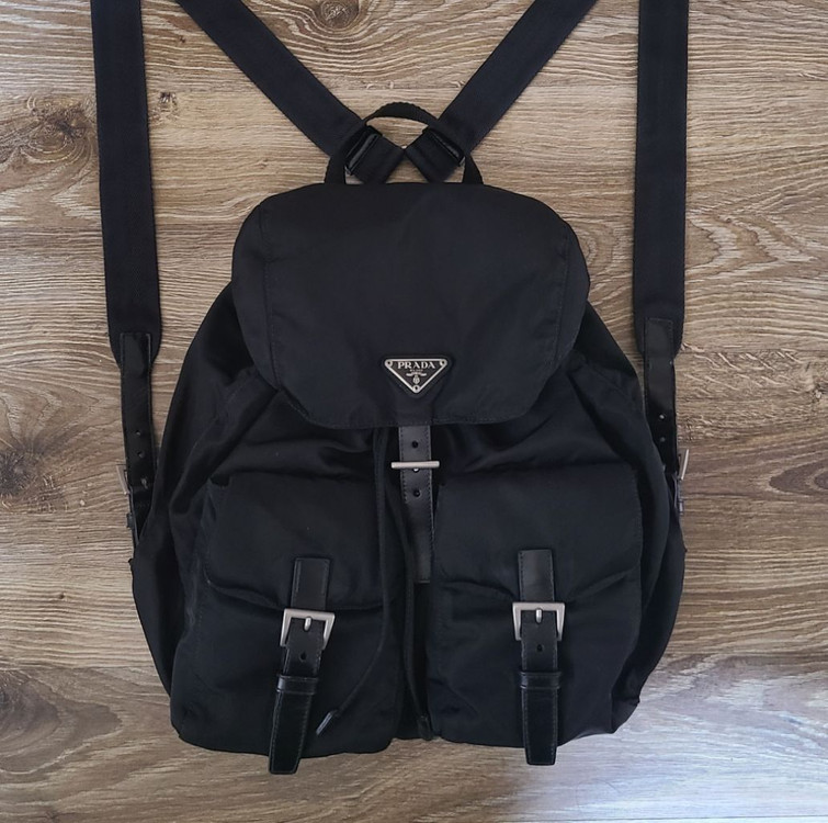 (마지막 가격)프라다 백팩 미듐 가방크로스백숄더백테수토호보백구찌루이비통디올셀린느샤넬생로랑에르메스아바백버킷백 이미지