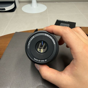 티티아티산 40mm f2 z마운트 렌즈 판매 이미지