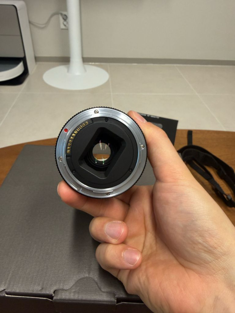 티티아티산 40mm f2 z마운트 렌즈 판매 이미지