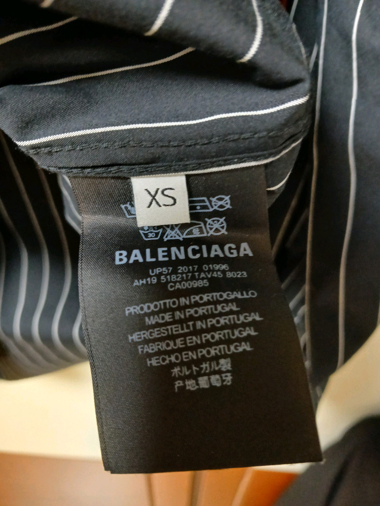 발렌시아가 셔츠 이미지