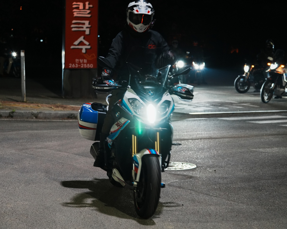 [부산] 2016 BMW S1000XR 아크라 풀배기 판매 이미지