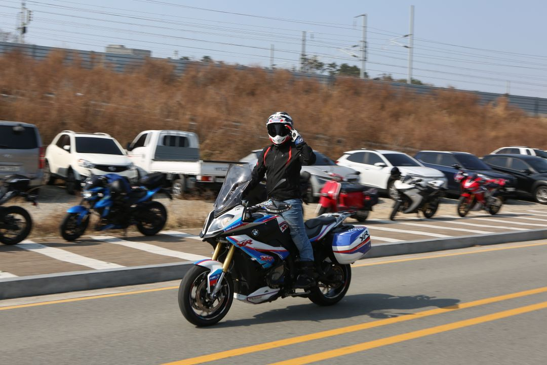 [부산] 2016 BMW S1000XR 아크라 풀배기 판매 이미지